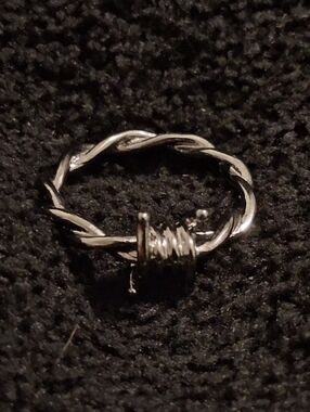 Barbed Wire Ring